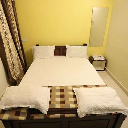 Moonlight Residency 호텔 Tiruchirappalli 외부 사진