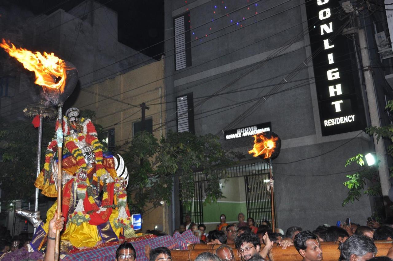 Moonlight Residency 호텔 Tiruchirappalli 외부 사진