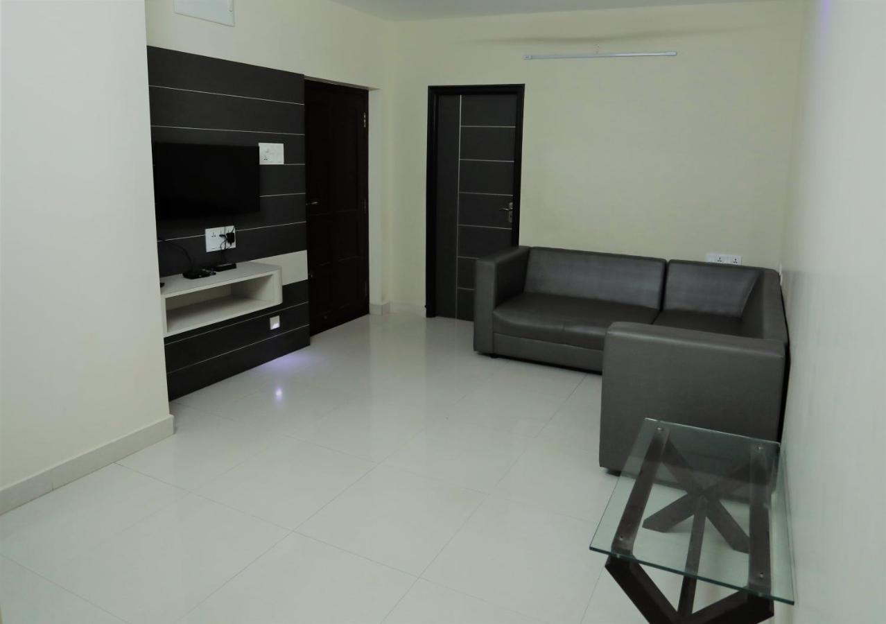 Moonlight Residency 호텔 Tiruchirappalli 외부 사진