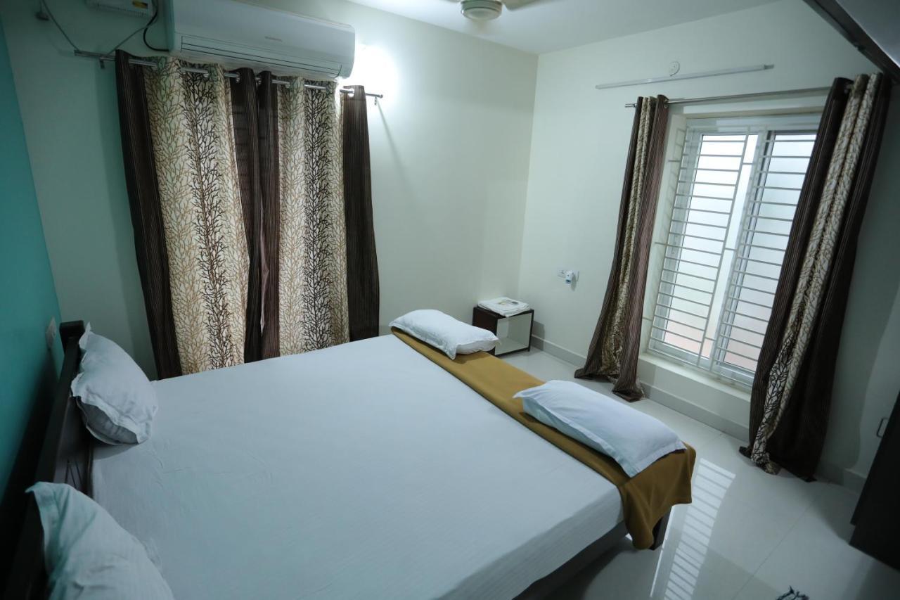 Moonlight Residency 호텔 Tiruchirappalli 외부 사진