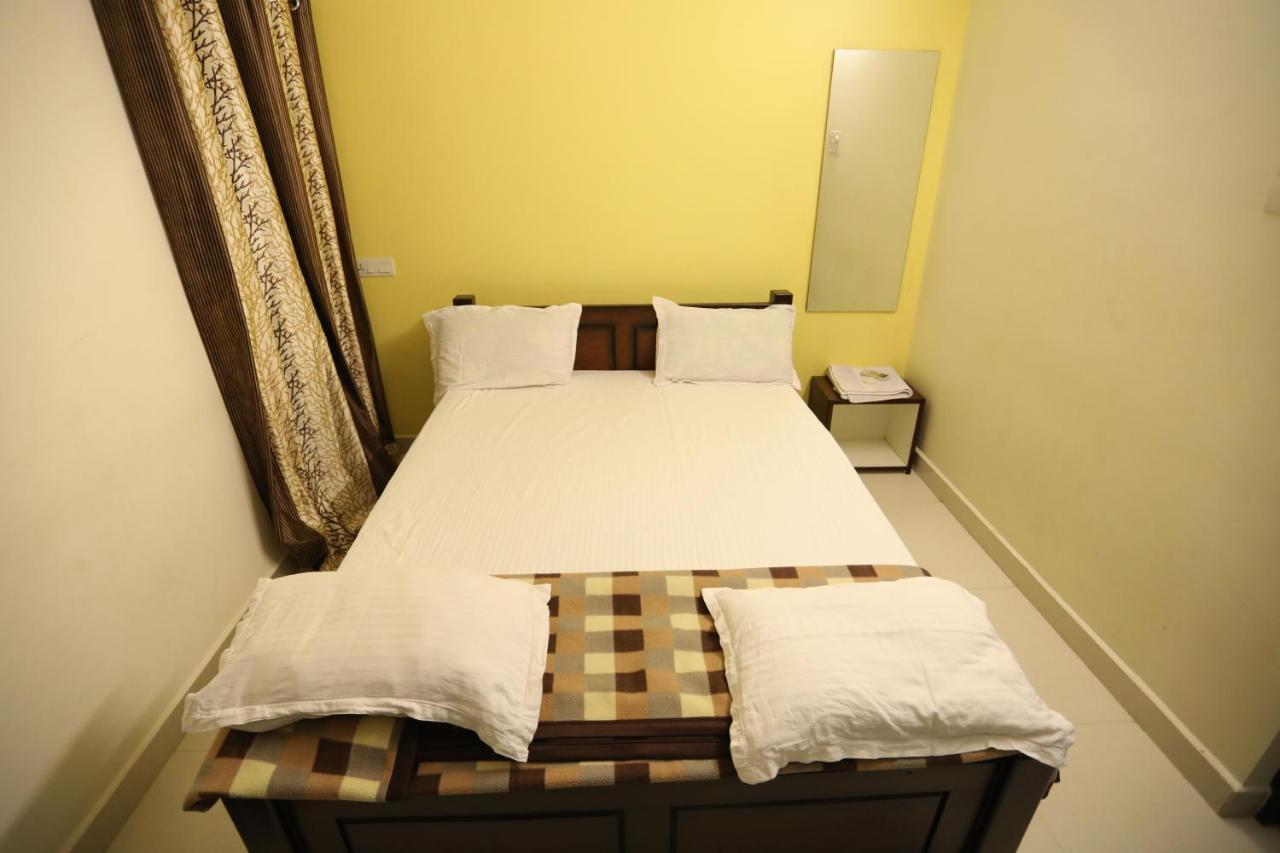Moonlight Residency 호텔 Tiruchirappalli 외부 사진